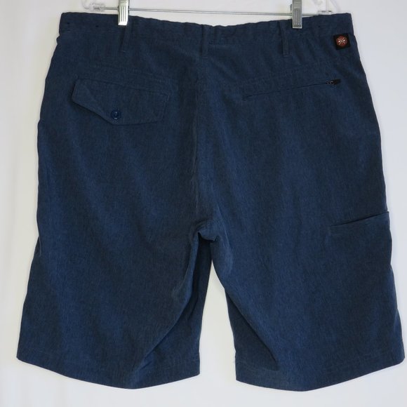 Mountain & Isles* Men's 2" Belt Loop Multipocketed‎ Flat Front Shorts~ Size 36 - Picture 2 of 13